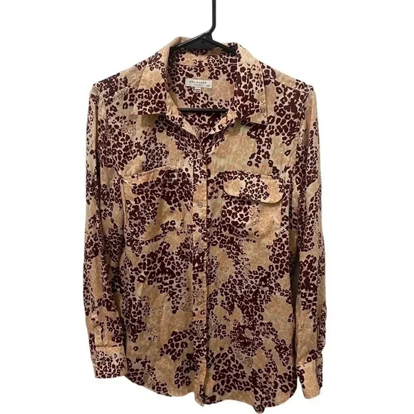 Equipment Femme Silk Blend Button Down Blouse - Picture 2 of 5